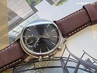 HIRSCH Mariner - hnědá - Kronaby Sekel 43mm